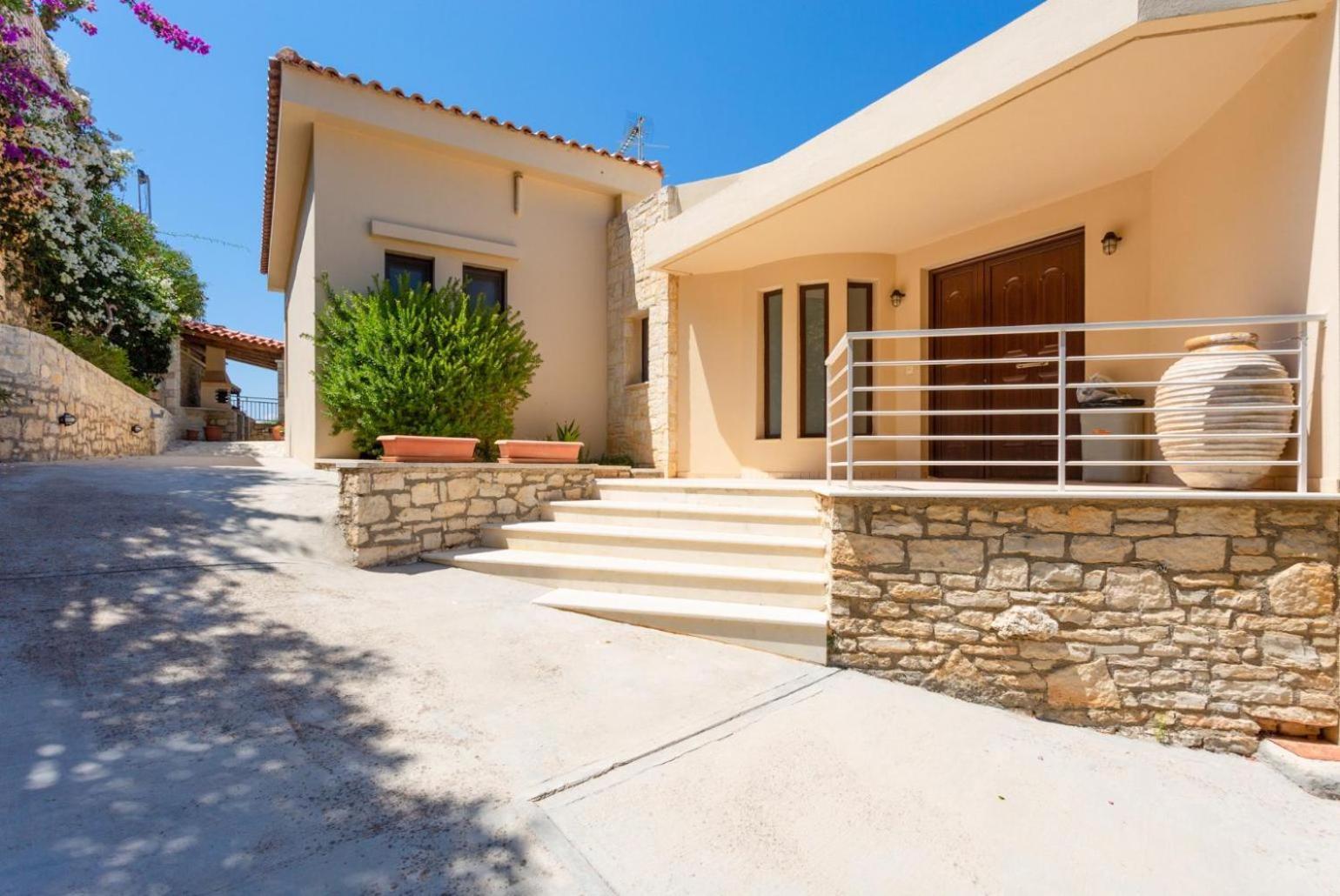 Ilia Villa *